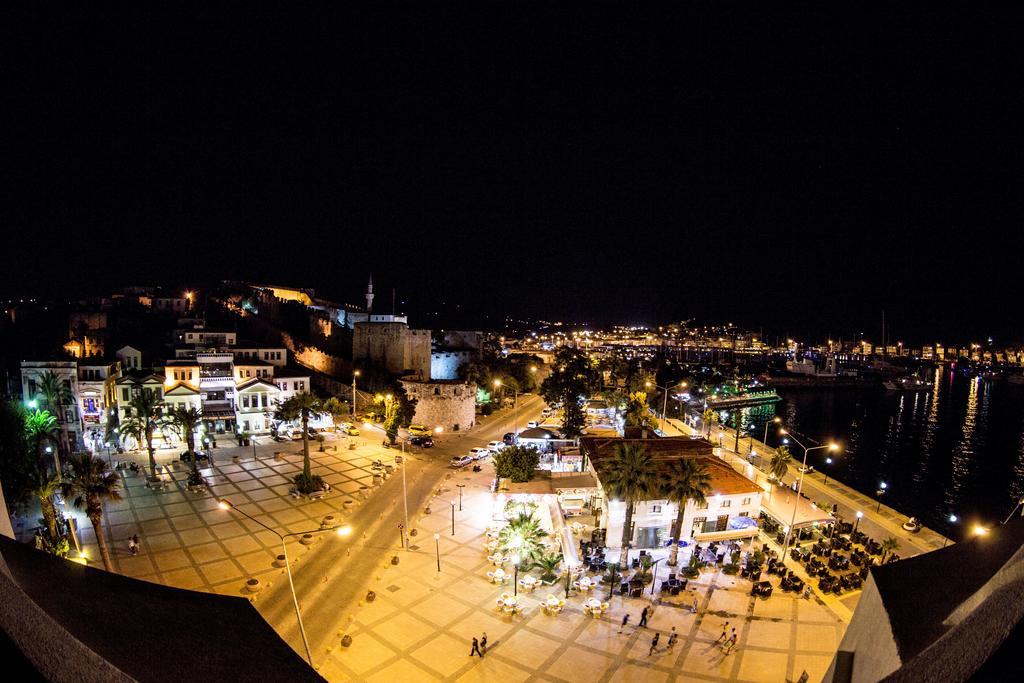 蕾兹万酒店 Çeşme 外观 照片