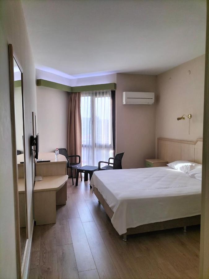 蕾兹万酒店 Çeşme 外观 照片