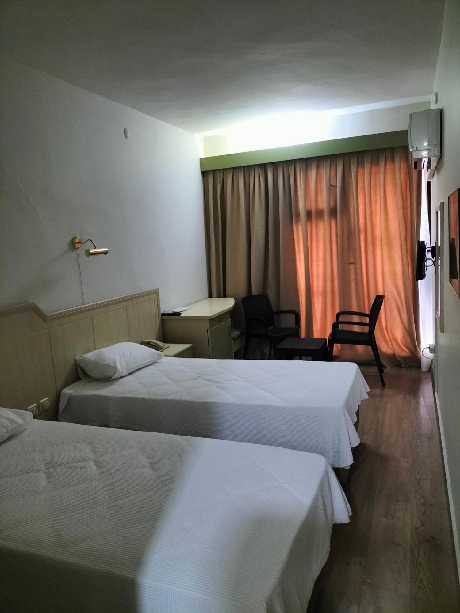 蕾兹万酒店 Çeşme 外观 照片
