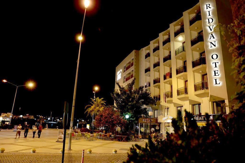 蕾兹万酒店 Çeşme 外观 照片