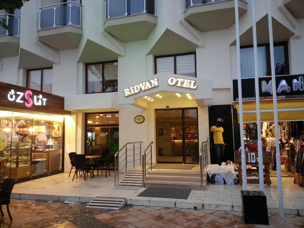 蕾兹万酒店 Çeşme 外观 照片